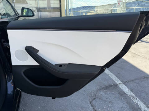 2026 Tesla Model 3 Premium