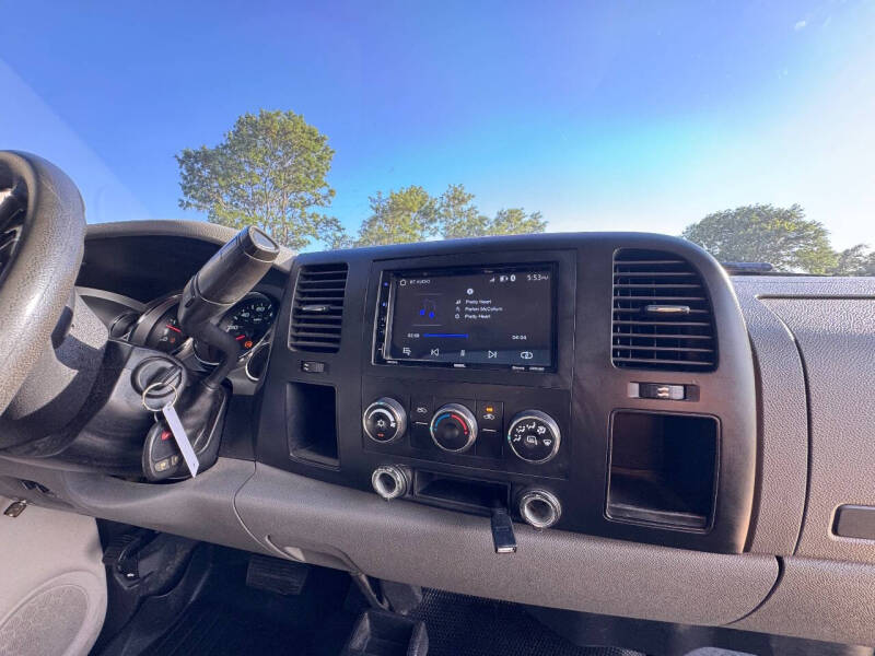 2009 GMC Sierra 2500HD Work Truck