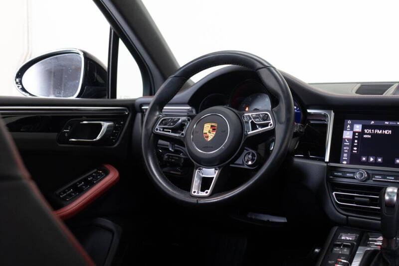2021 Porsche Macan S