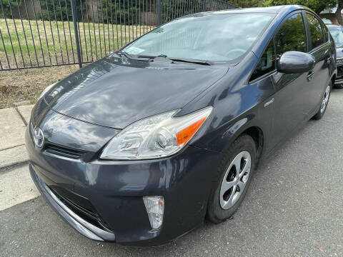 2014 Toyota Prius Two