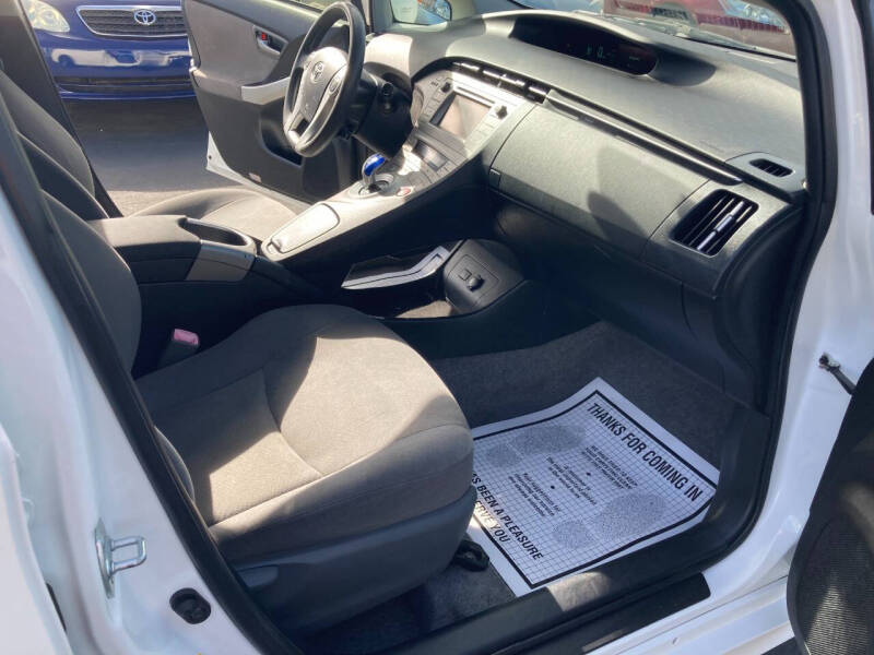 2013 Toyota Prius Two