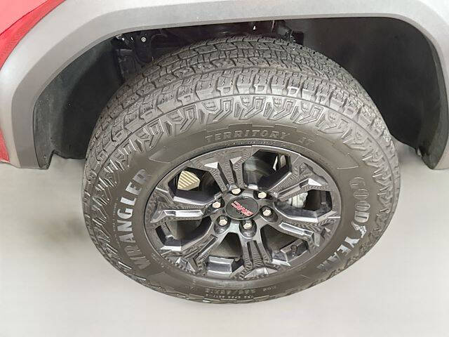 2025 GMC Canyon Elevation