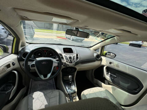 2011 Ford Fiesta SE