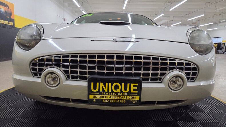 2002 Ford Thunderbird Deluxe