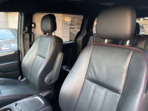 2016 Dodge Grand Caravan R/T