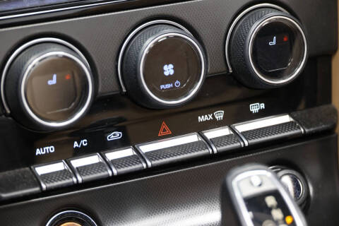 2014 Jaguar F-TYPE V8 S