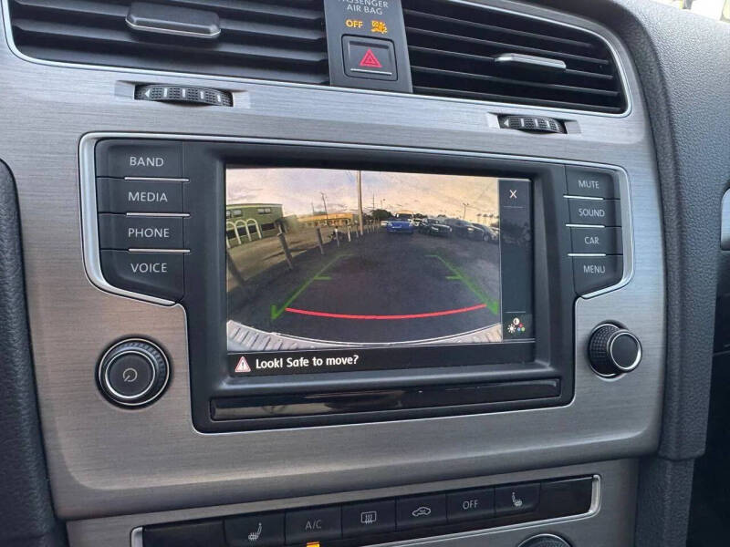 2016 Volkswagen Golf