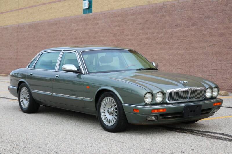 1996 Jaguar XJ-Series for sale at NeoClassics - JFM NEOCLASSICS in Willoughby OH