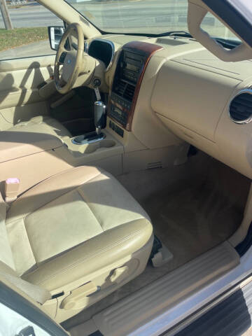 2006 Ford Explorer Eddie Bauer