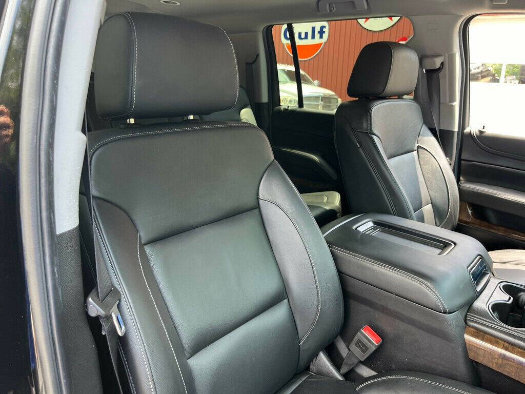 2019 Chevrolet Suburban 41