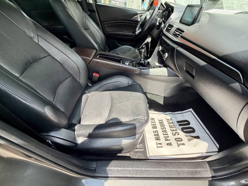 2018 Mazda MAZDA3 Grand Touring