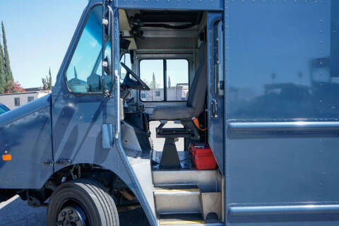 2020 Freightliner MT45 Chassis