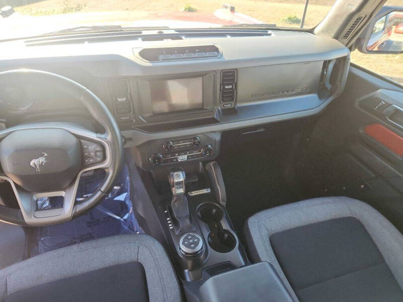 2022 Ford Bronco Base Advanced