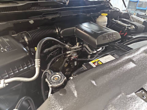 2024 RAM 1500 Classic SLT