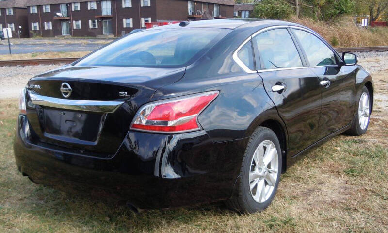 2015 Nissan Altima SL photo 5