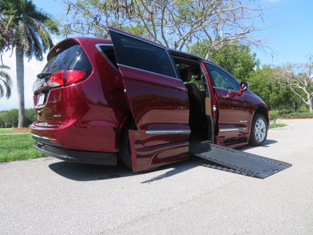 2020 Chrysler Pacifica Limited