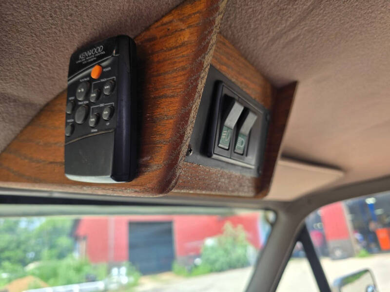 1992 Ford F-350 XLT Lariat