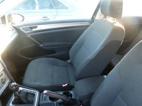 2015 Volkswagen Golf TSI Launch Edition