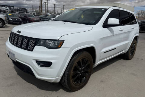2018 Jeep Grand Cherokee for sale at Hugo Motors INC in El Paso TX