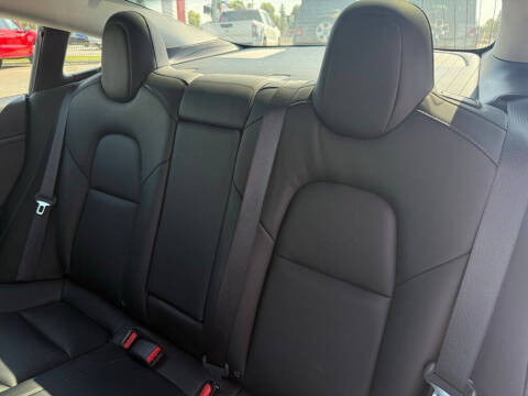 2020 Tesla Model 3 Standard Range Plus