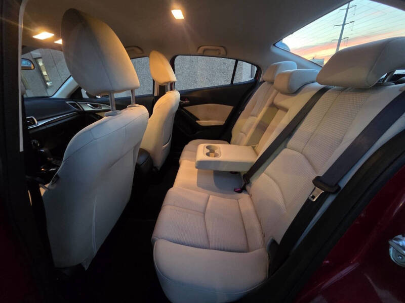 2017 Mazda MAZDA3 Sport