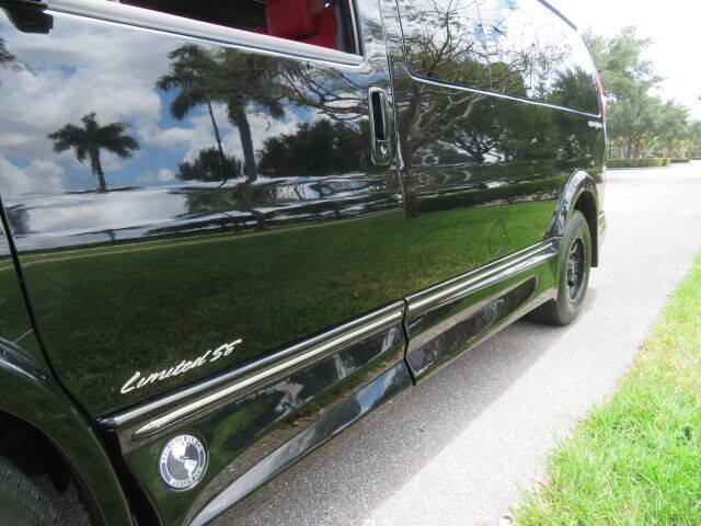 2018 GMC Savana 2500