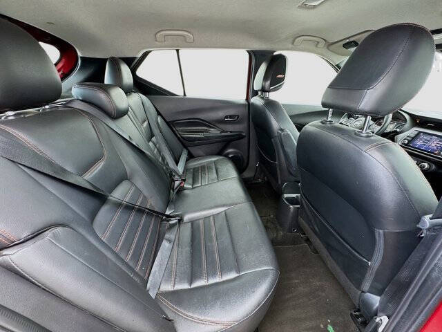 2020 Nissan Kicks SR