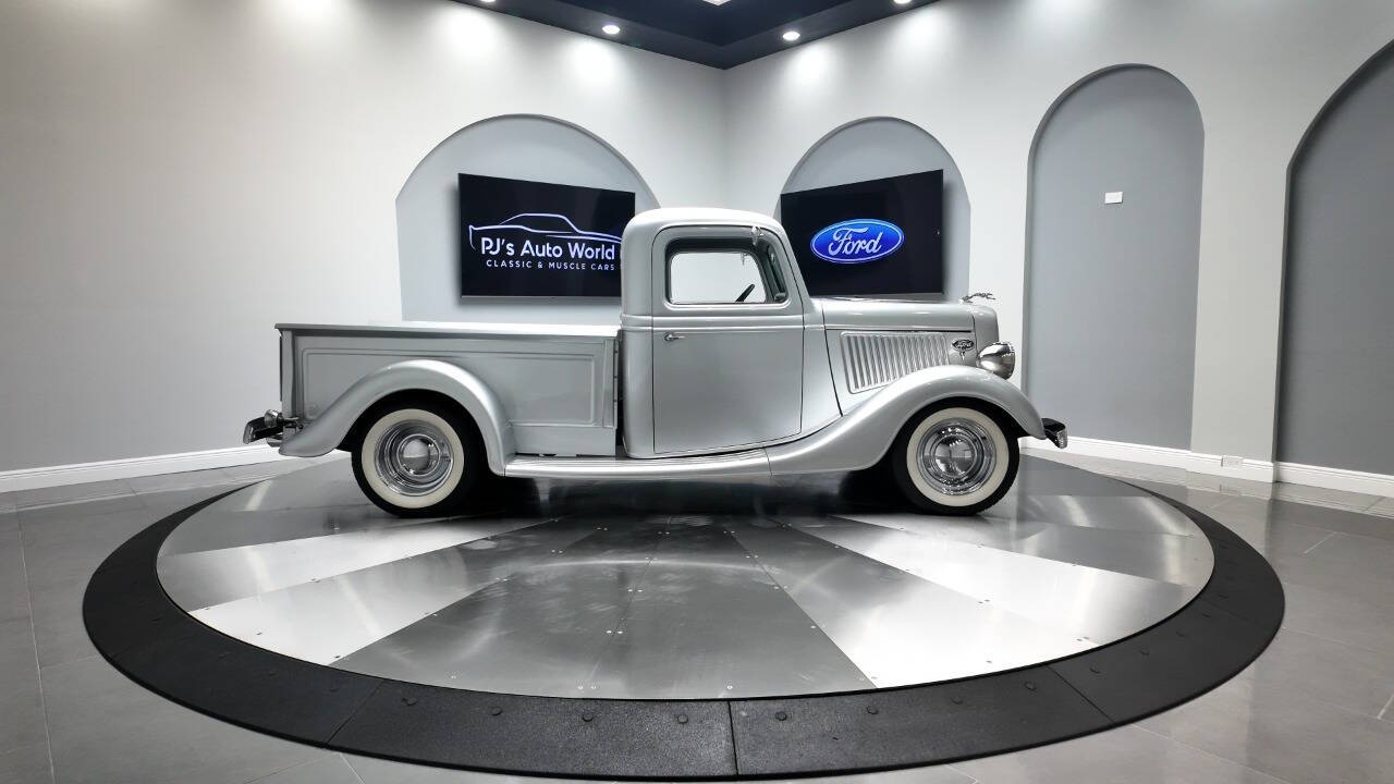 1936 Ford F-100 4