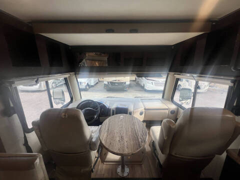 2017 Thor Motor Coach ACE BUNK HOUSE