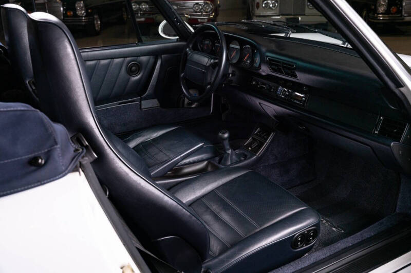 1993 Porsche 911 Carrera 2