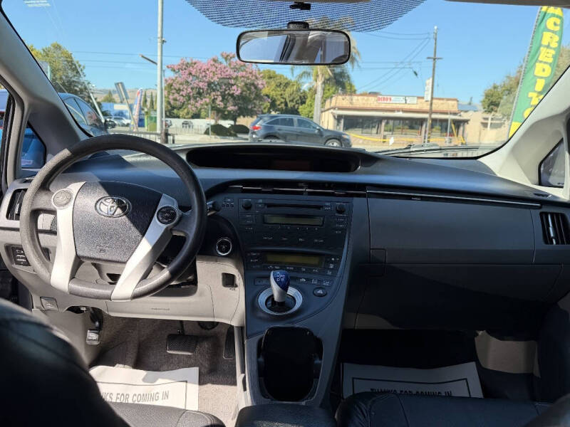 2011 Toyota Prius Two