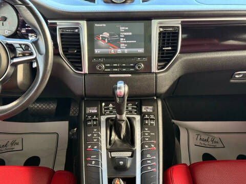 2017 Porsche Macan S