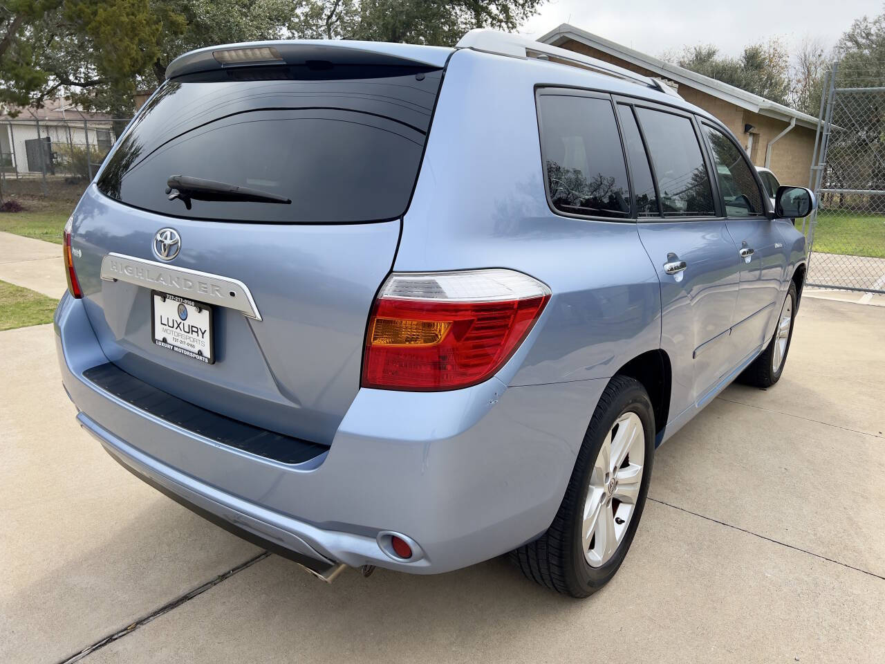 Used Car 2010 Toyota Highlander  Limited 4dr Suv For Sale Under $12,000 In Austin, Texas
