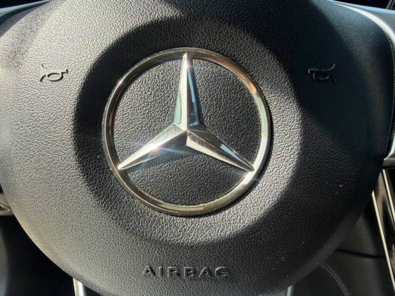 2019 Mercedes-Benz GLC GLC 300
