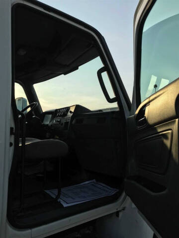 2021 International MV607