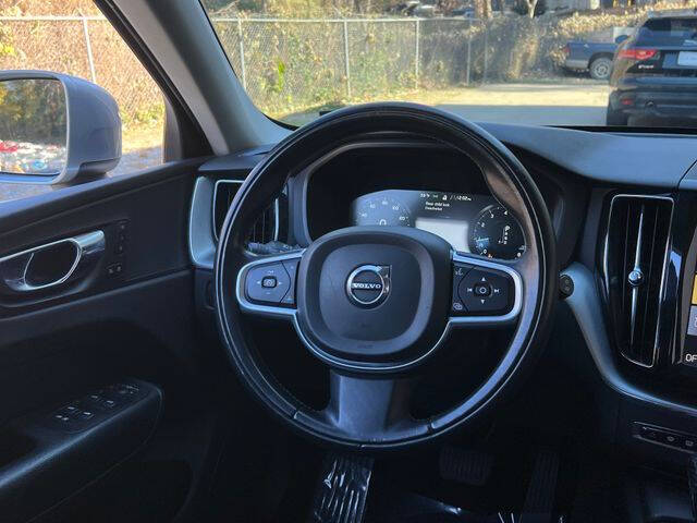 2018 Volvo XC60 T5 Momentum