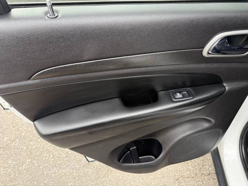 2018 Jeep Grand Cherokee Laredo E