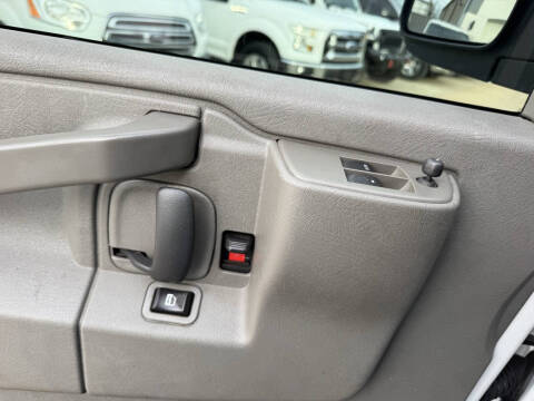 2020 Chevrolet Express 2500