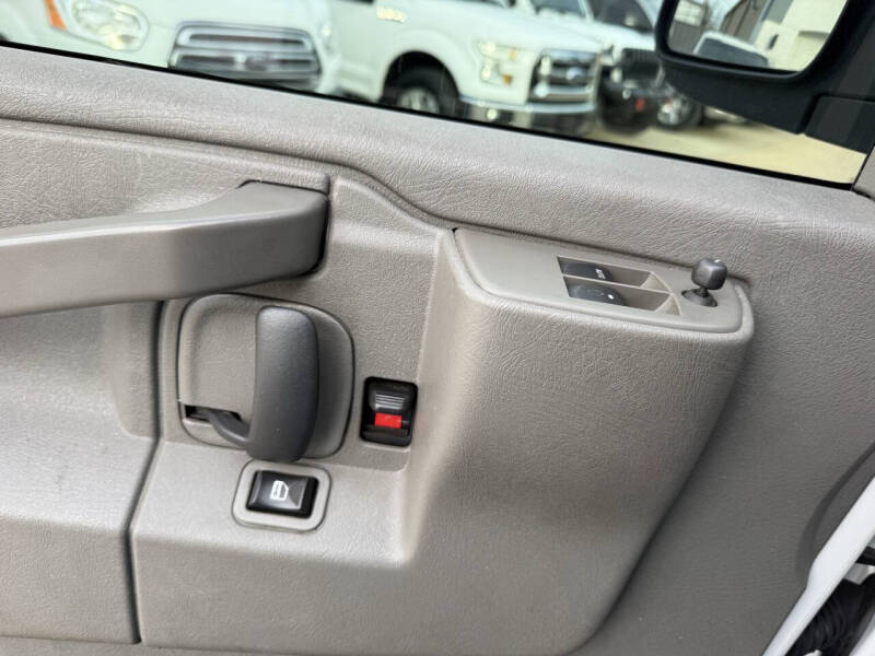 2020 Chevrolet Express 2500