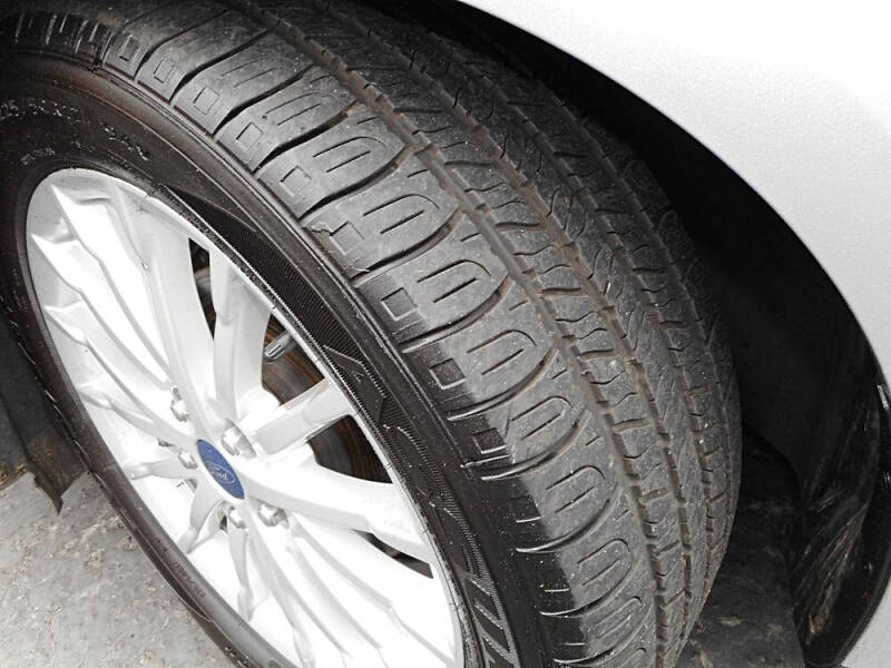 2014 Ford C-MAX Hybrid SE