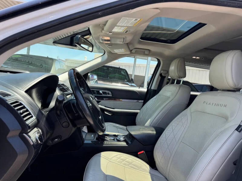 2019 Ford Explorer Platinum