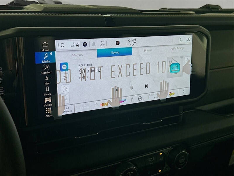 2025 Jeep Gladiator Mojave X