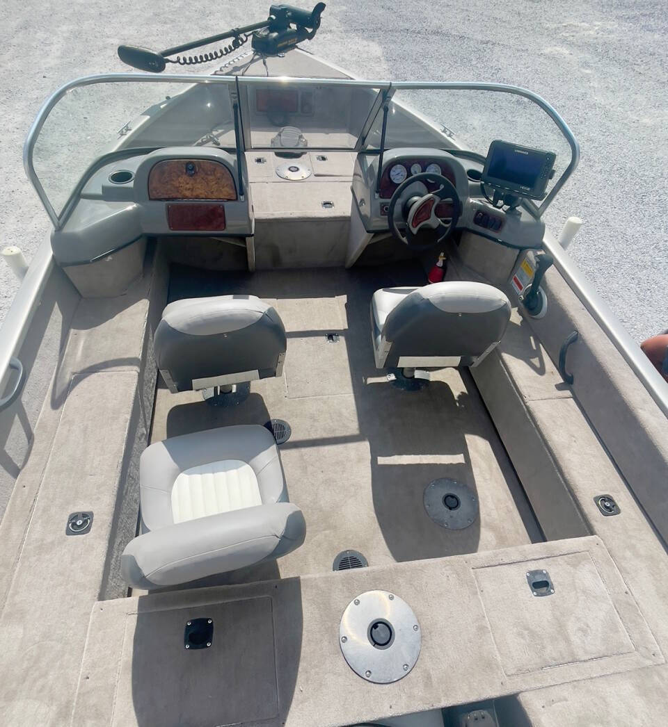 2004 Tracker Targa V-16 for sale at Truman Lake Marine in Warsaw, MO