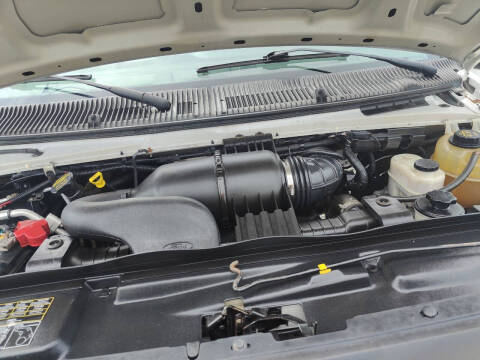 2013 Ford E-Series E-350 SD XL
