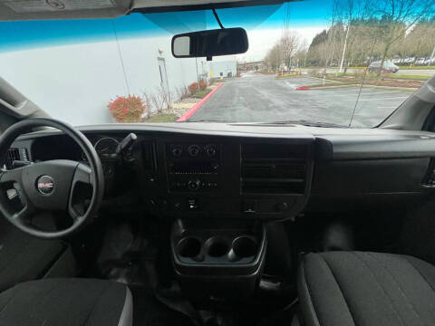 2020 GMC Savana 2500