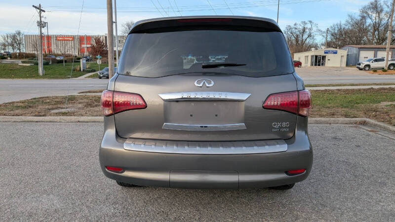 2015 Infiniti QX80