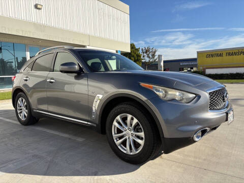 2017 Infiniti QX70