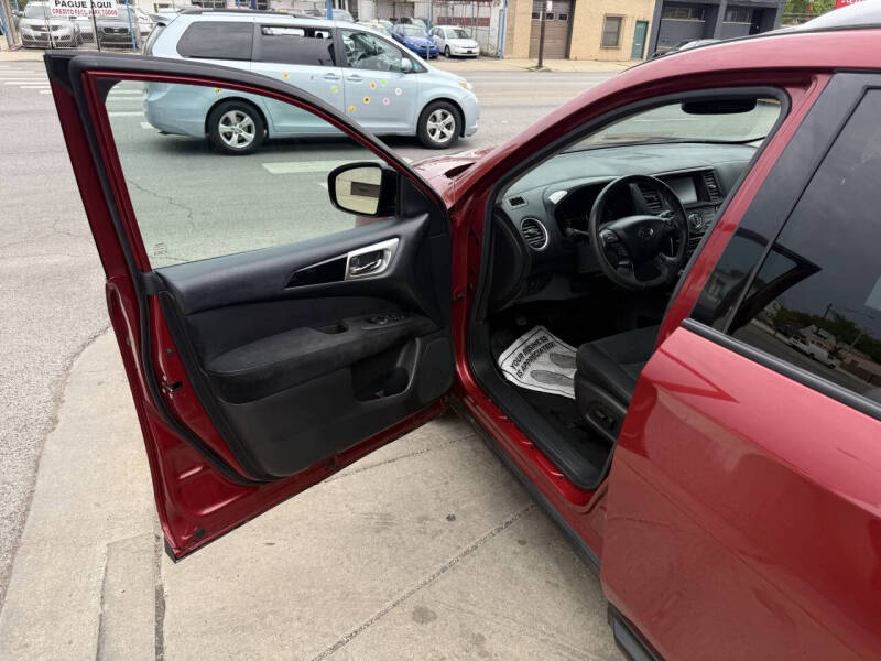 2016 Nissan Pathfinder SV