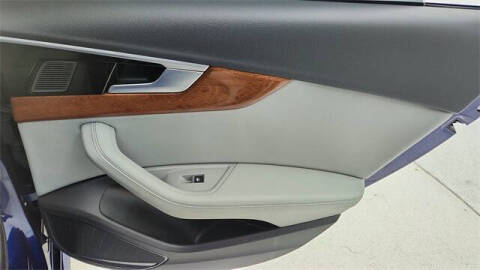 2024 Audi A4 quattro Premium Plus 40 TFSI