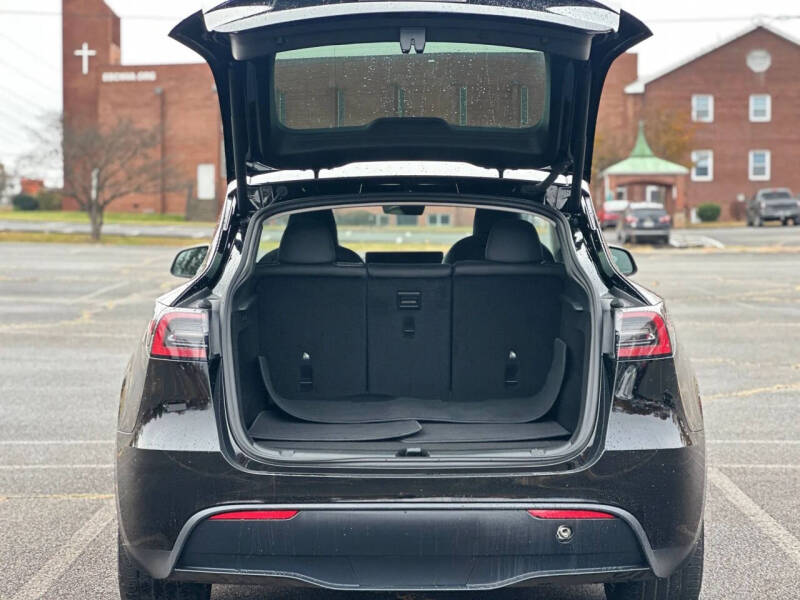 2025 Tesla Model Y Long Range